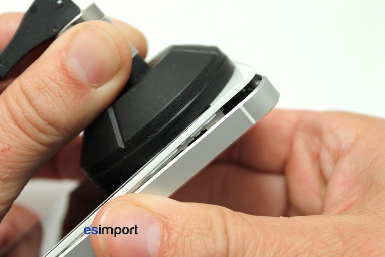 Démontage de l’ensemble écran sur un iPhone 5