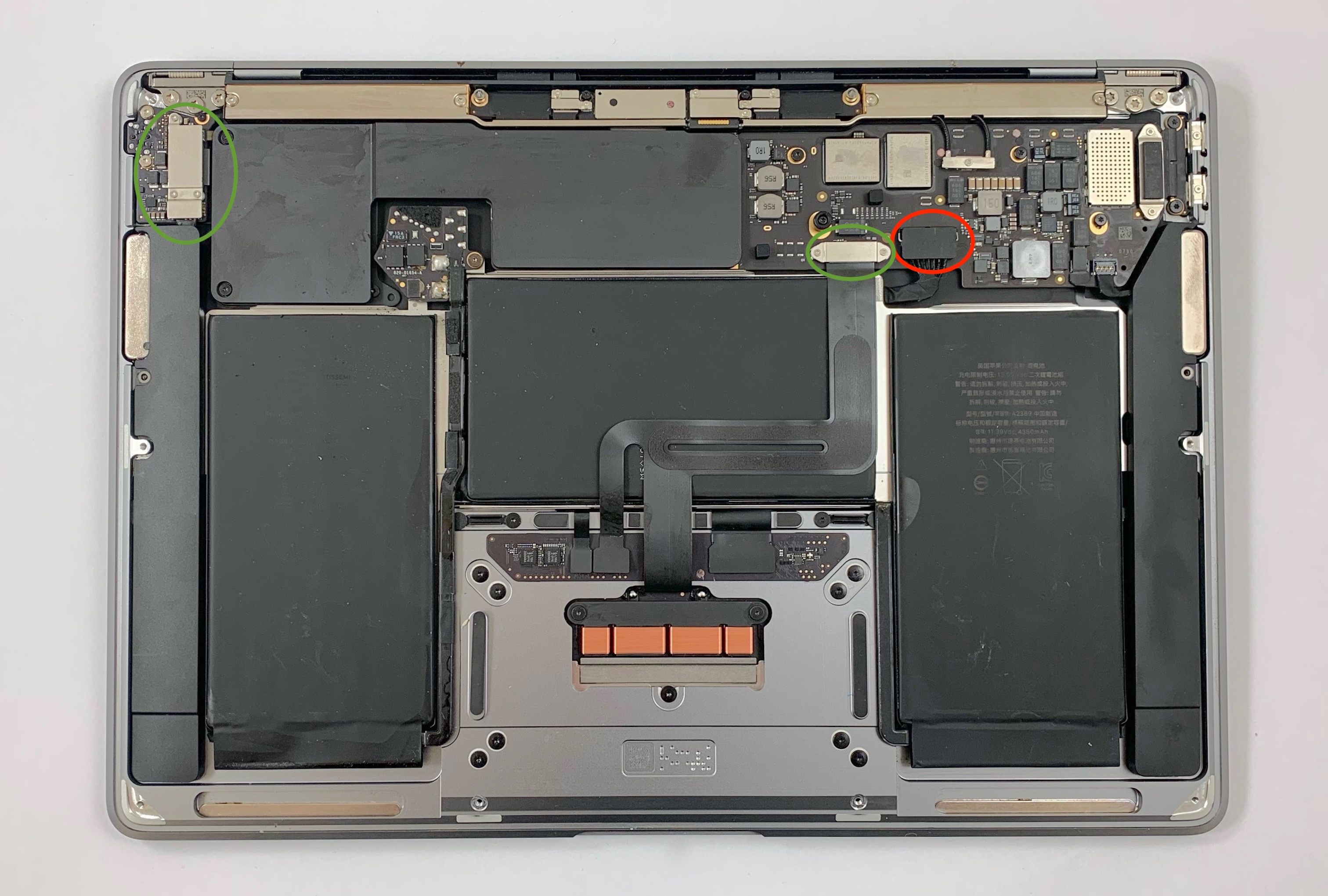 Changement de batterie macbook A2337