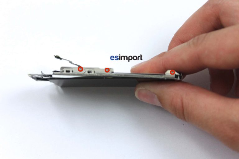 Changement de l’écran LCD sur un iPod nano 7