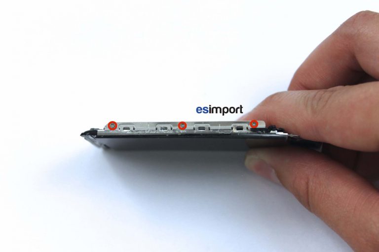 Changement de l’écran LCD sur un iPod nano 7