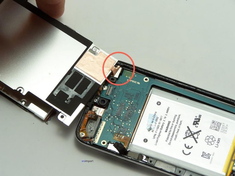 Changement de l’ensemble écran sur un iPod touch 4