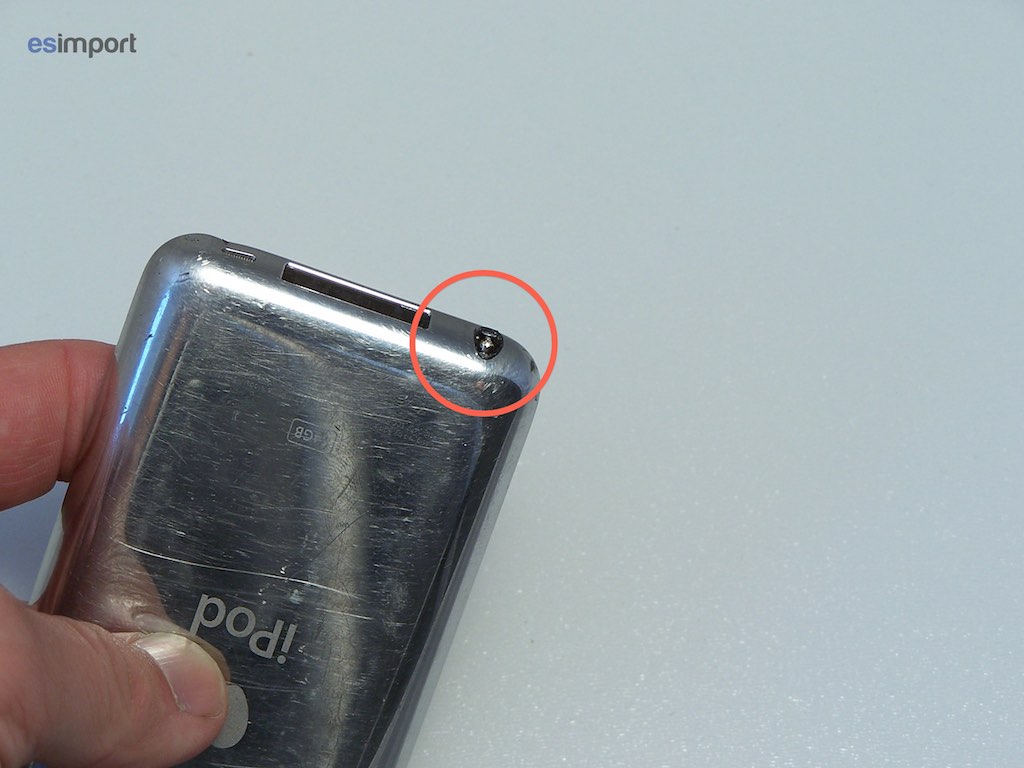 Extraction d’un morceau de jack coincé dans un ipod touch