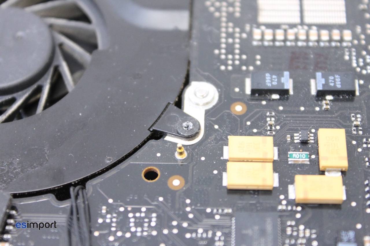 vis carte-mère MacBook