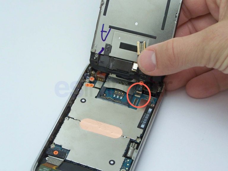 Remplacement de la coque arrière sur iPhone 3GS