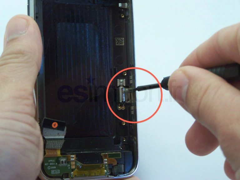 Remplacement de la coque arrière sur iPhone 3GS