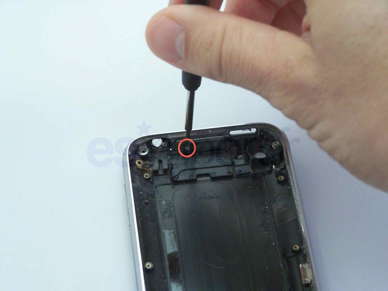 Remplacement de l’antenne WIFI sur un iPhone 3GS