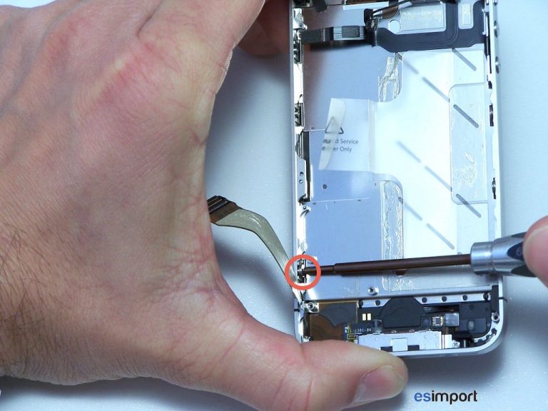 Changement de l’ensemble écran sur un iPhone 4S