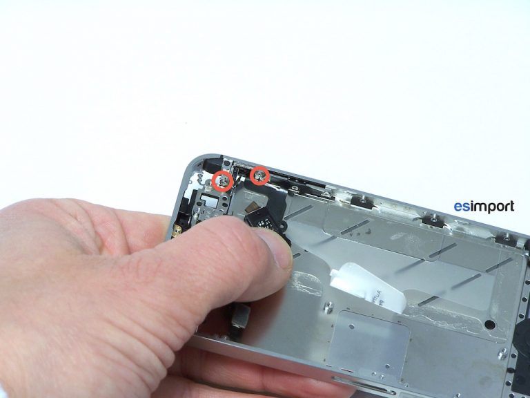 Changement de la nappe jack sur un iPhone 4S