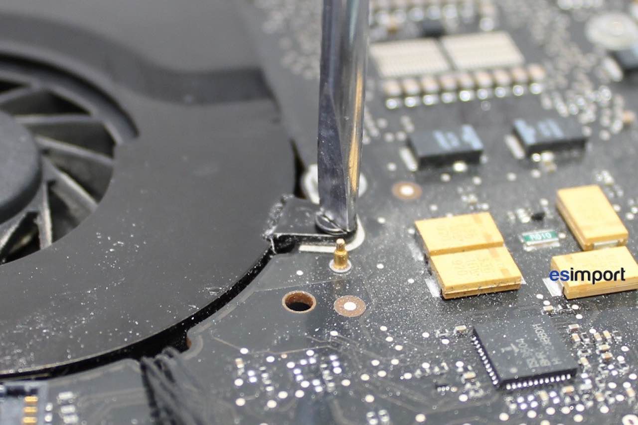 vis carte-mère MacBook