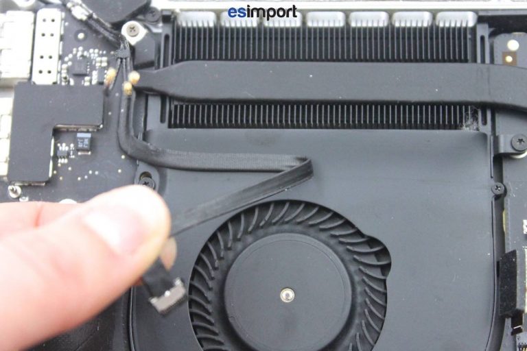 Changement écran macbook A1502