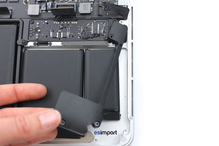 Changement haut-parleurs macbook A1502