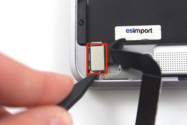 Démontage prise USB-C Macbook 12″ A1534 début 2015