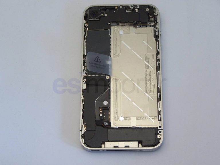 Changement du module vibreur sur un iPhone 4