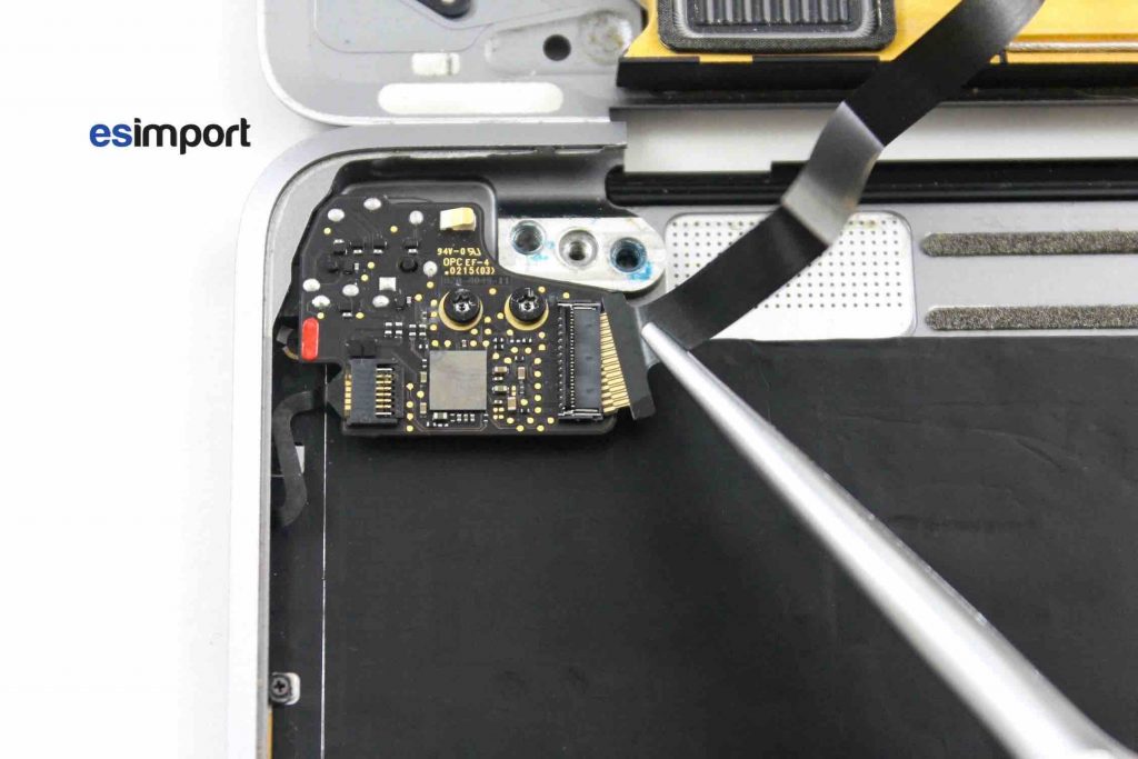 démontage capot Macbook 12 pouces 2015
