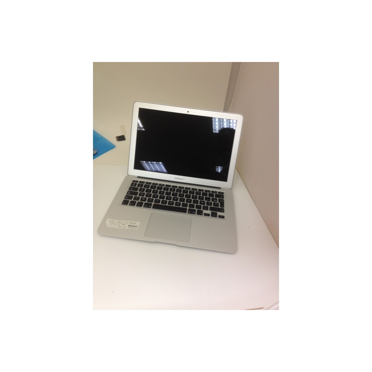 Macbook Air 13" 2017 occasion 1.8GHz Intel Core i5 8GO RAM SSD 128GO MacOS BigSur