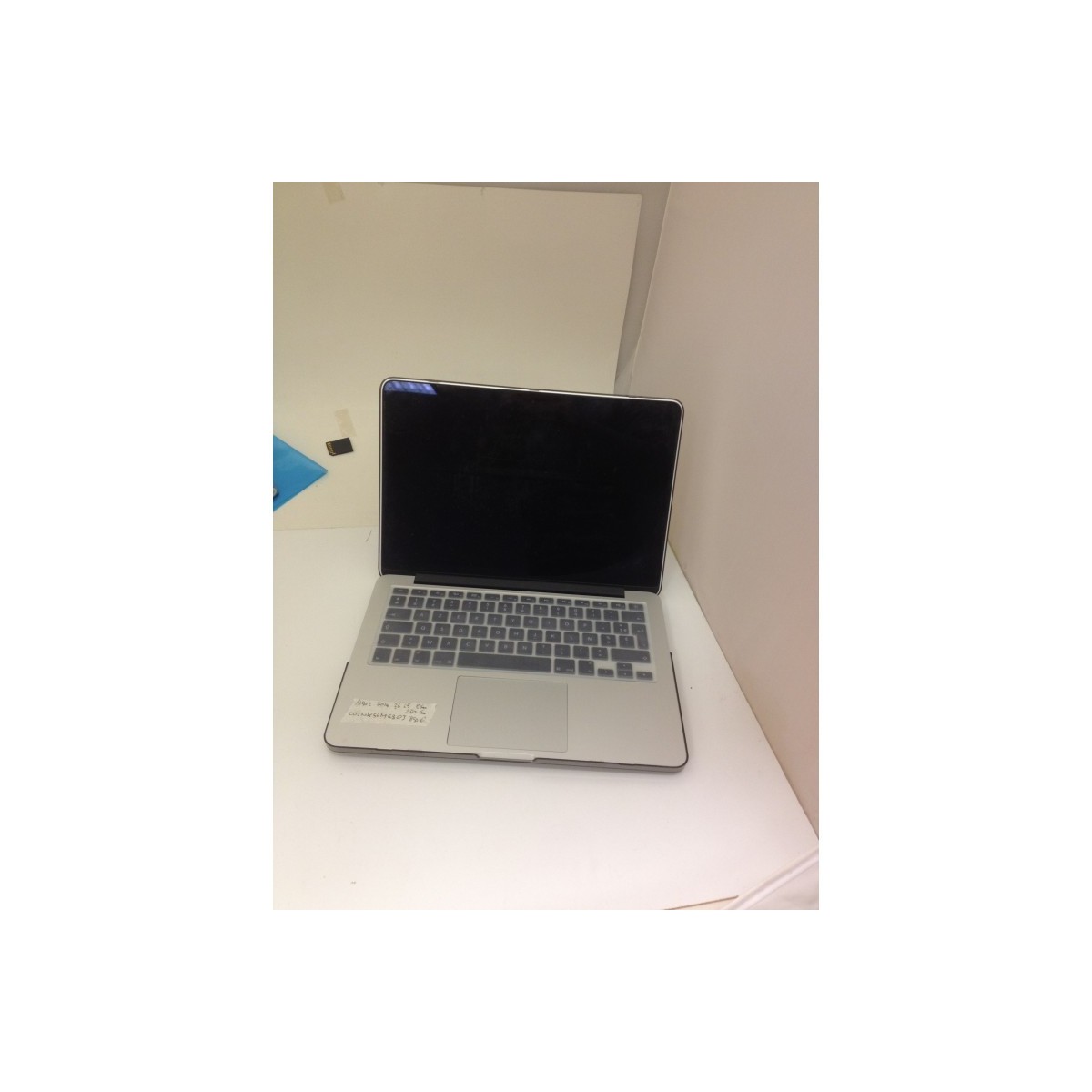 Macbook Pro 13" 2014 occasion 2.6GHz Intel Core i5 8GO RAM SSD 250GO MacOS BigSur