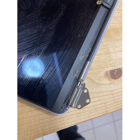 Écran MacBook Pro 15 pouces 2018 A1990 occasion GRIS GRADE C