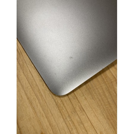 Écran MacBook Pro 15 pouces 2018 A1990 occasion GRIS GRADE C