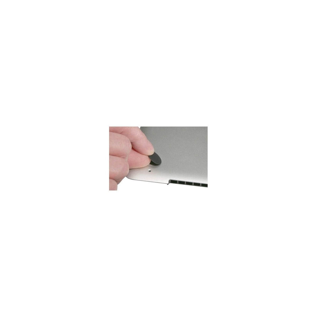 changement de 4 patins caoutchouc macbook unibody