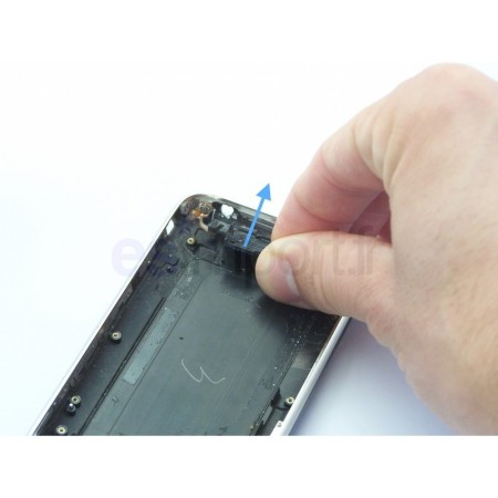 Changement de l’antenne WIFI sur un iPhone 3GS