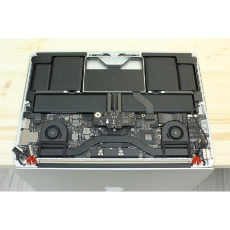 Tuto changement ensemble écran MacBook Pro Retina 13" A1425