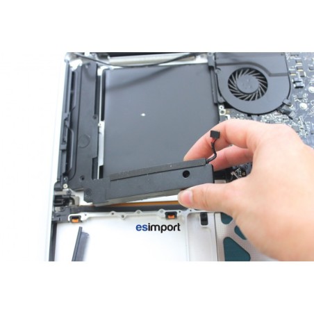 Tuto changement haut-parleurs MacBook 15" A1286 2008