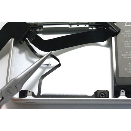 Changement nappe disque dur MacBook 13" A1278