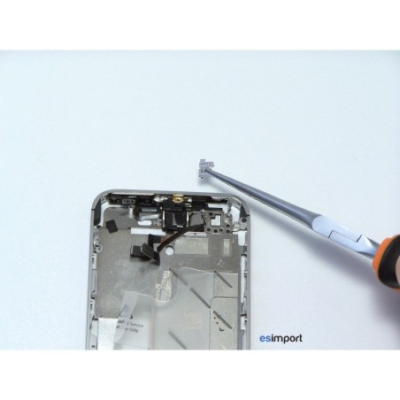 Changement de  la nappe objectif photo frontal sur un iphone 4S